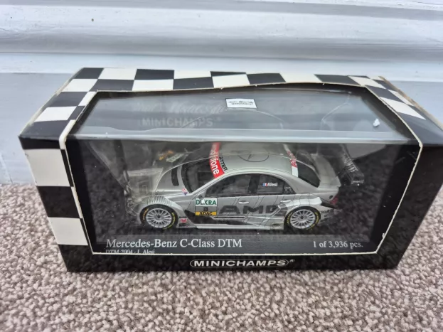 Minichamps Mercedes C-class Amg Team Amg N 8 Dtm 2004 J.alesi 1:43 400043408