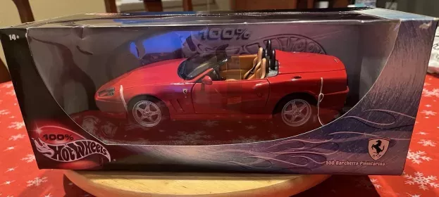 Hot Wheels Ferrari F550 Barchetta Spider 2000 1:18 29441