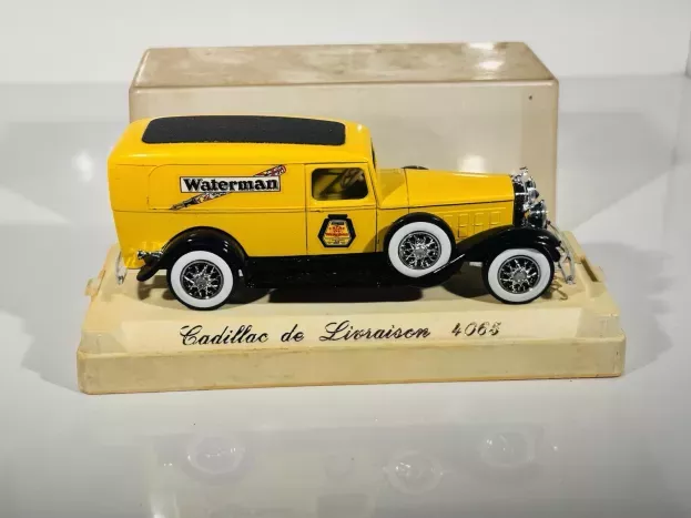 Solido Cadillac Van Waterman 1:43 4065