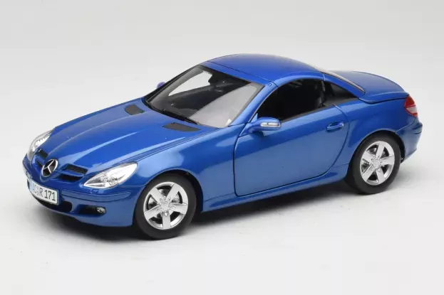 Minichamps Mercedes Slk-class Spider 2004 1:18 100033131