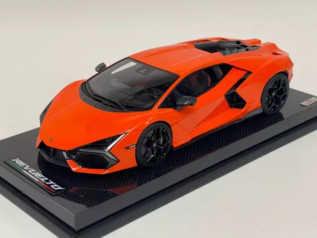 MR Models Lamborghini Revuelto Hybrid 2023 Con Vetrina With Showcase 1:18 LAMBO058A