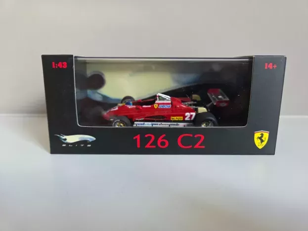 Hot Wheels Ferrari F1 126c2 N 27 Season 1982 Gilles Villeneuve 1:43 N5580