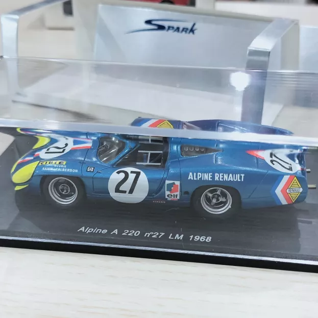 Spark Renault Alpine A220 N 27 24h Le Mans 1968 1:43 S1541