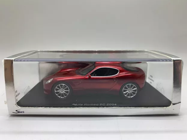 Spark Alfa Romeo 8c Coupe 2004 1:43 S0396