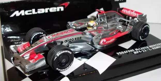 Minichamps Mclaren F1 Mp4 23 Mercedes N 22 Lewis Hamilton Season 2008 World Champion 1:43 530084322