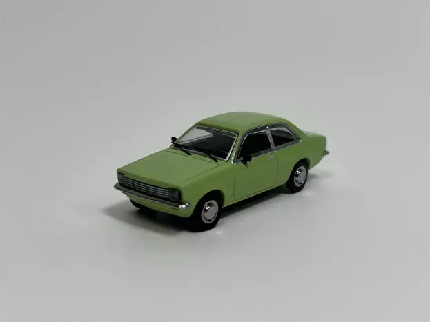 Minichamps Opel Kadett C Saloon 1973 1:87 870040104