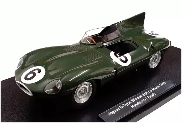 CMR Jaguar D-type Team Jaguar Cars Ltd N 6 Winner 24h Le Mans 1955 J.m.hawthorn I.l.bueb 1:18 CMR192