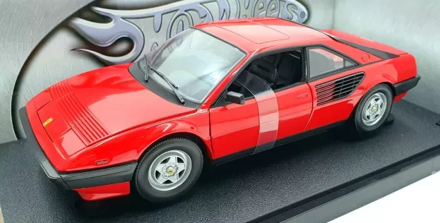 Hot Wheels Ferrari Mondial8 1982 1:18 P9882