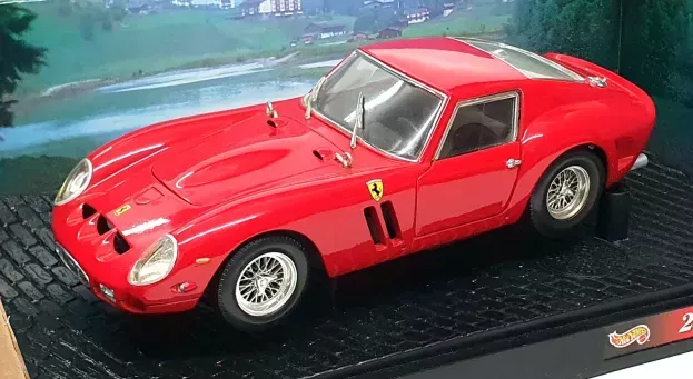 Hot Wheels Ferrari 250 Gto Coupe 1962 1:18 23912