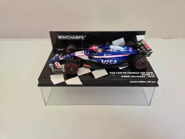 Minichamps Racing Bulls F1 Vcarb-01 Team Visa Cash App N 3 Season 2024 Daniel Ricciardo 1:43 417240103