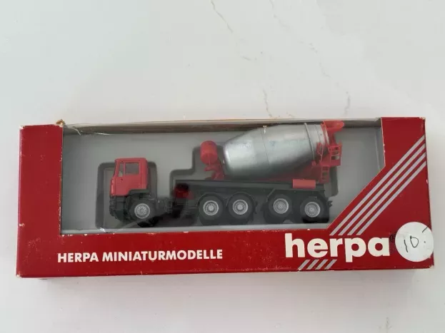 Herpa Man Tga M Concrete Mixer Semitrailer 1:87 141574