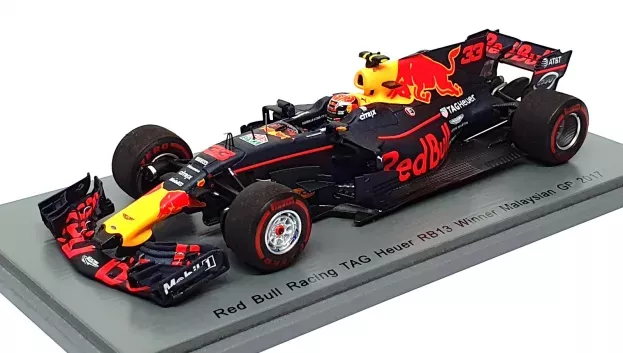 Spark Red Bull F1 Rb13 Tag Heuer N 33 Winner Malaysian Gp 2017 M.verstappen 1:43 S5050