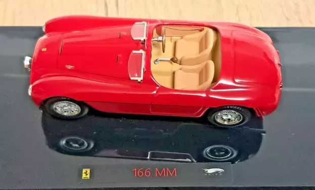 Hot Wheels Ferrari 166mm Barchetta Spider 1949 1:43 P9938