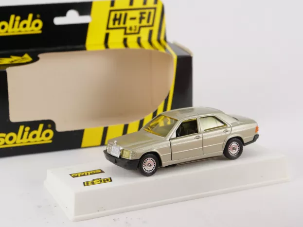 Solido Mercedes 190 E 1983 1:43 1506
