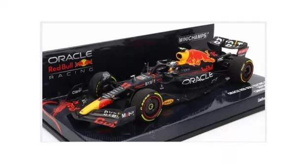 Minichamps Red Bull F1 Rb18 Team Oracle Red Bull Racing N 11 Canadian Gp 2022 Sergio Perez 1:43 417220911