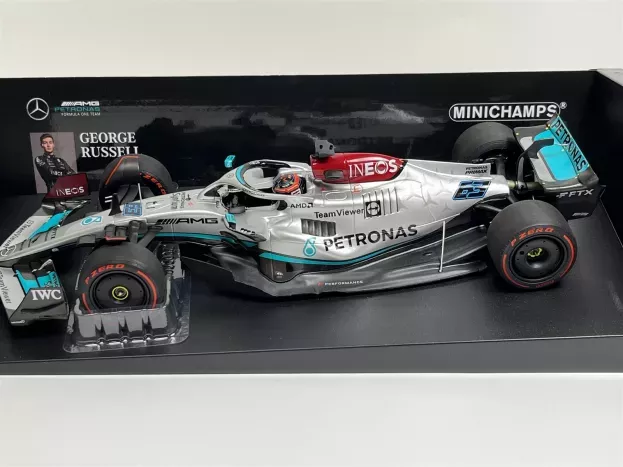 Minichamps Mercedes F1 W13e Team Mercedes-amg Petronas F1 N 63 Spain Gp 2022 George Russell 1:18 110220063