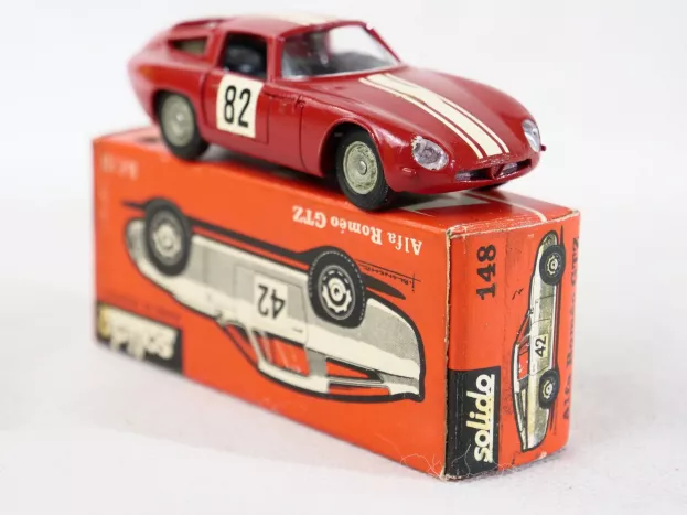 Solido Alfa Romeo Giulia Gtz N 82 1:43 148