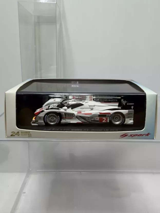 Spark Audi R18 E-tron Quattro Hybrid Diesel Team Audi Sport Joest N 2 Winner 24h Le Mans 2013 A.mcnish T.kristensen L.duval 1:43 43LM13