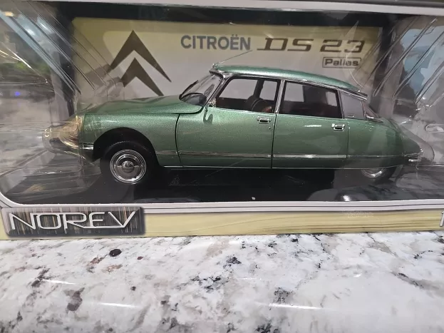 Norev Citroen Ds23ie Pallas Injection Electronique 1974 1:18 181570