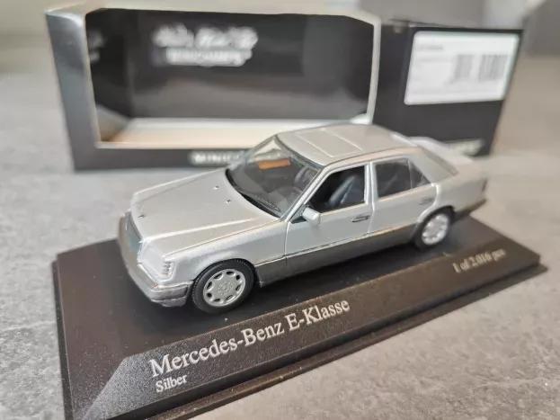 Minichamps Mercedes E Class 1994 1:43 033504