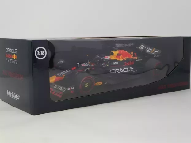 Minichamps Red Bull F1 Rb19 Team Oracle Red Bull Racing N 1 World Champion 2nd Sprint Race Qatar Gp 2023 Max Verstappen 1:18 110231801