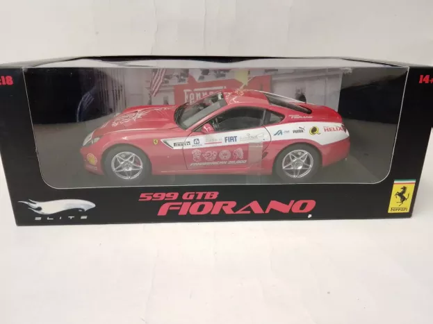 Hot Wheels Ferrari 599 Gtb Fiorano Panamericana 20.000 Km 2006 1:18 L7117