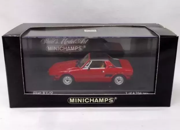 Minichamps Fiat X1 9 1972 1:43 430121660