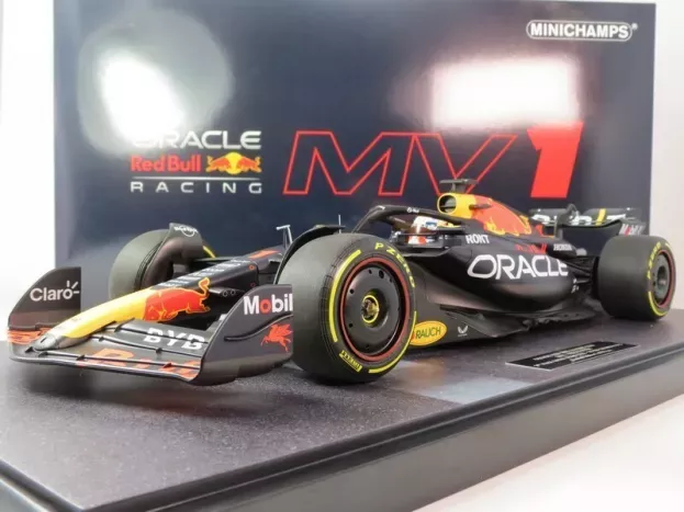 Minichamps Red Bull F1 Rb19 Team Oracle Red Bull Racing N 1 World Champion 2nd Sprint Race Qatar Gp 2023 Max Verstappen Con Vetrina With Showcase 1:12 127231801