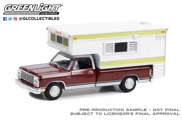 Greenlight Dodge Ram D-250 Pick-up Camper 1981 1:64 30409