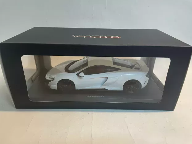 Kyosho Mclaren 675lt 2015 1:18 09541W