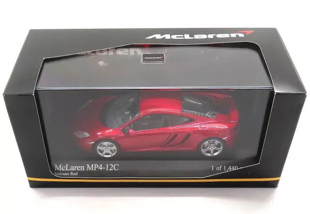 Minichamps Mclaren Mp4 12c Roadcar 2011 1:43 530133022