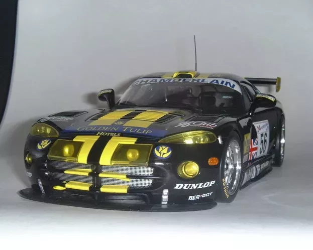AUTOart Dodge Viper GTS-R SR I Le Mans 1998 G.Ayles J.Hugenholtz M.Turner 56 1:18 89822