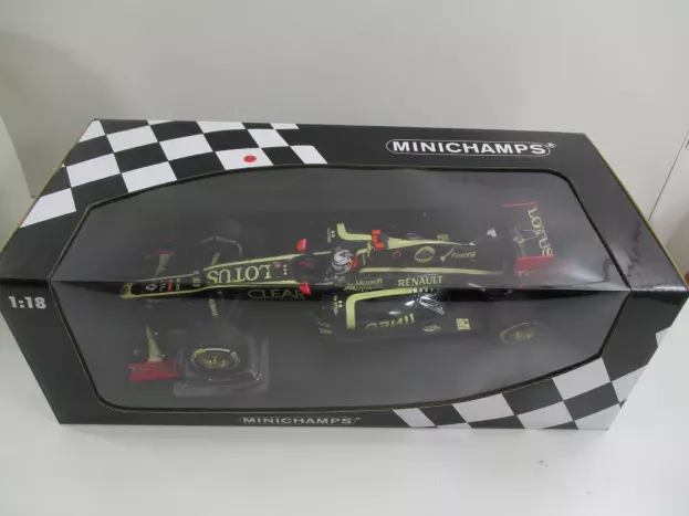 Minichamps Lotus F1 E20 Team Renault N 9 Winner Gp Abu Dhabi 2012 Kimi Raikkonen 1:18 110120209