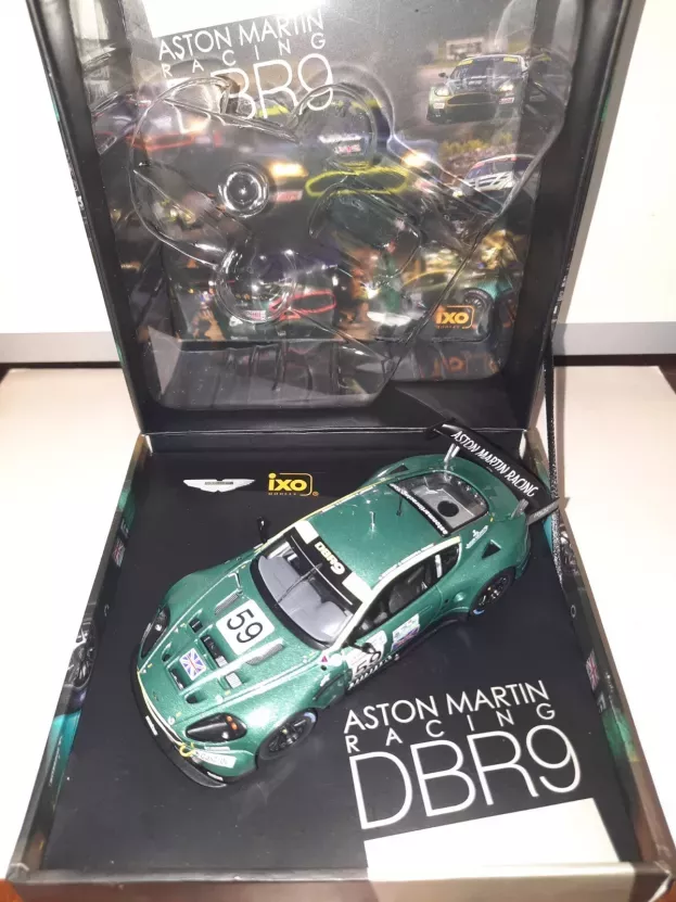 IXO Models Aston Martin Dbr9 6.0l V12 Team Aston Martin Racing N 59 24h Le Mans 2005 David Brabham Stephane Sarrazin Darren Turner 1:43 LMM080