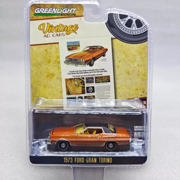 Greenlight Ford Gran Torino 1973 1:64 39140E