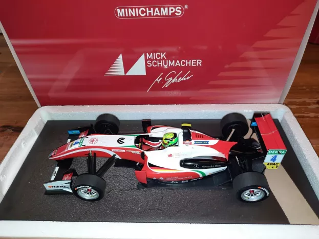 Minichamps Dallara F3 F317 Mercedes Team Prema Theodore Racing N 4 Season Mick Schumacher 2018 Formula3 Champion 1:18 517181804
