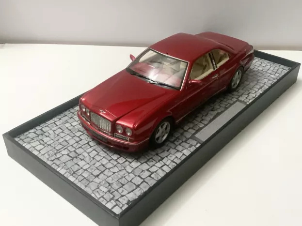 Minichamps Bentley Continental T Coupe 1996 1:18 107139940