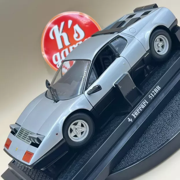 Kyosho Ferrari 512bb 1976 1:18 08171S