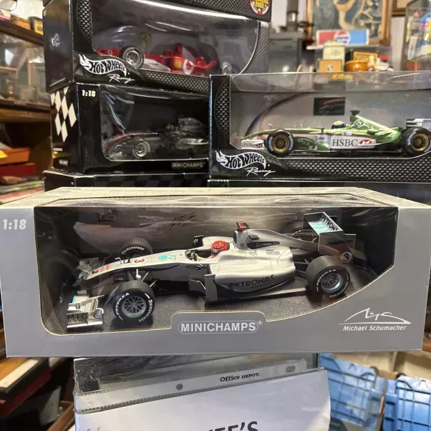 Minichamps Mercedes F1 Mgpw01 N 3 Showcar 2010 Michael Schumacher 1:18 150100073