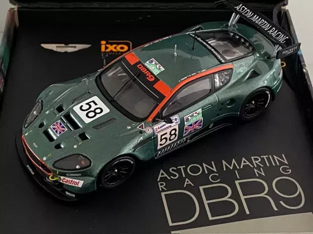 IXO Models Aston Martin Dbr9 6.0l V12 Team Aston Martin Racing N 59 24h Le Mans 2005 David Brabham Stephane Sarrazin Darren Turner 1:43 LMM079