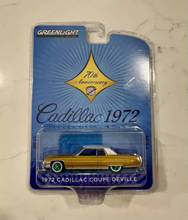 Greenlight Cadillac Coupe Deville 1972 1:64 28100A