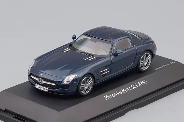 Schuco Mercedes Sls Coupe 6.3 Amg 2009 c197 1:43 7462