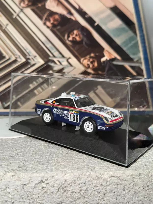 Spark Porsche 959 Team Rothmans Porsche N 186 Rally Paris Dakar 1985 R.metge D.lemoine 1:43 WAP0209590NRLL