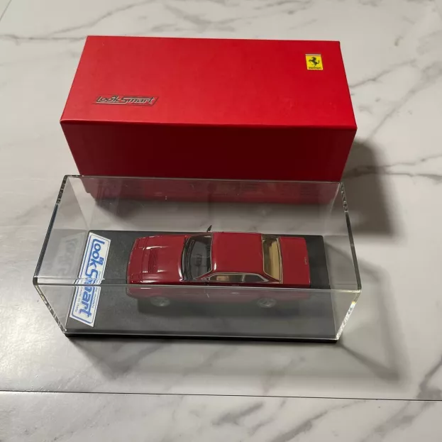 Looksmart Ferrari 400i 1980 1:43 LS23A