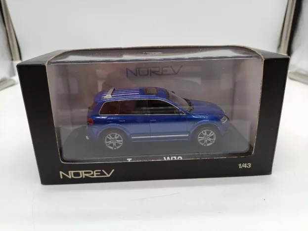 Norev Volkswagen Touareg W12 1:43 842060