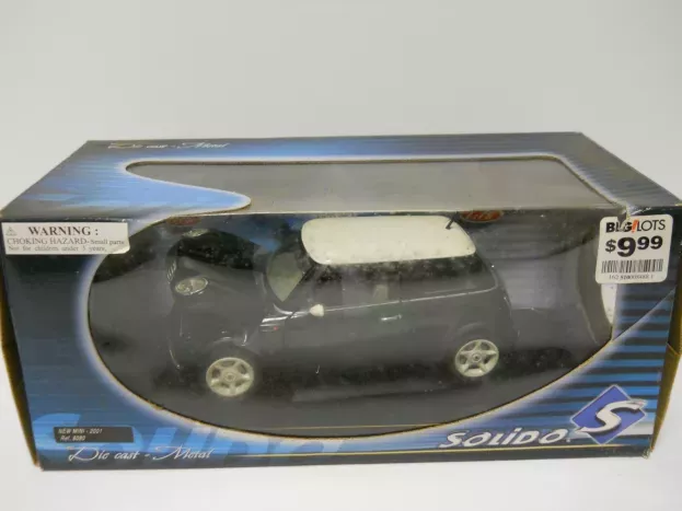 Solido Mini Mini Cooper 2001 1:18 8080