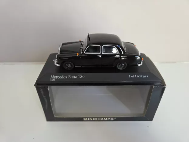 Minichamps Mercedes 180 Taxi 1955 1:43 033195