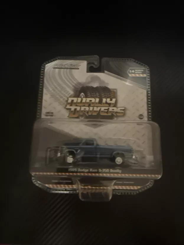 Greenlight Dodge Ram D-350 Pick-up 1989 1:64 46140B