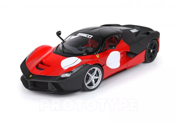 BBR Ferrari Laferrari 3rd Phase Prototype Test 2012 1:18 BBR182236