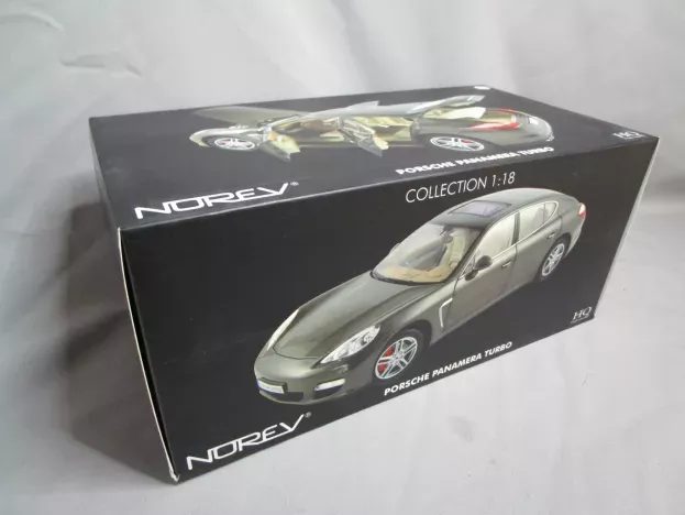 Norev Porsche Panamera Turbo 2009 1:18 187616